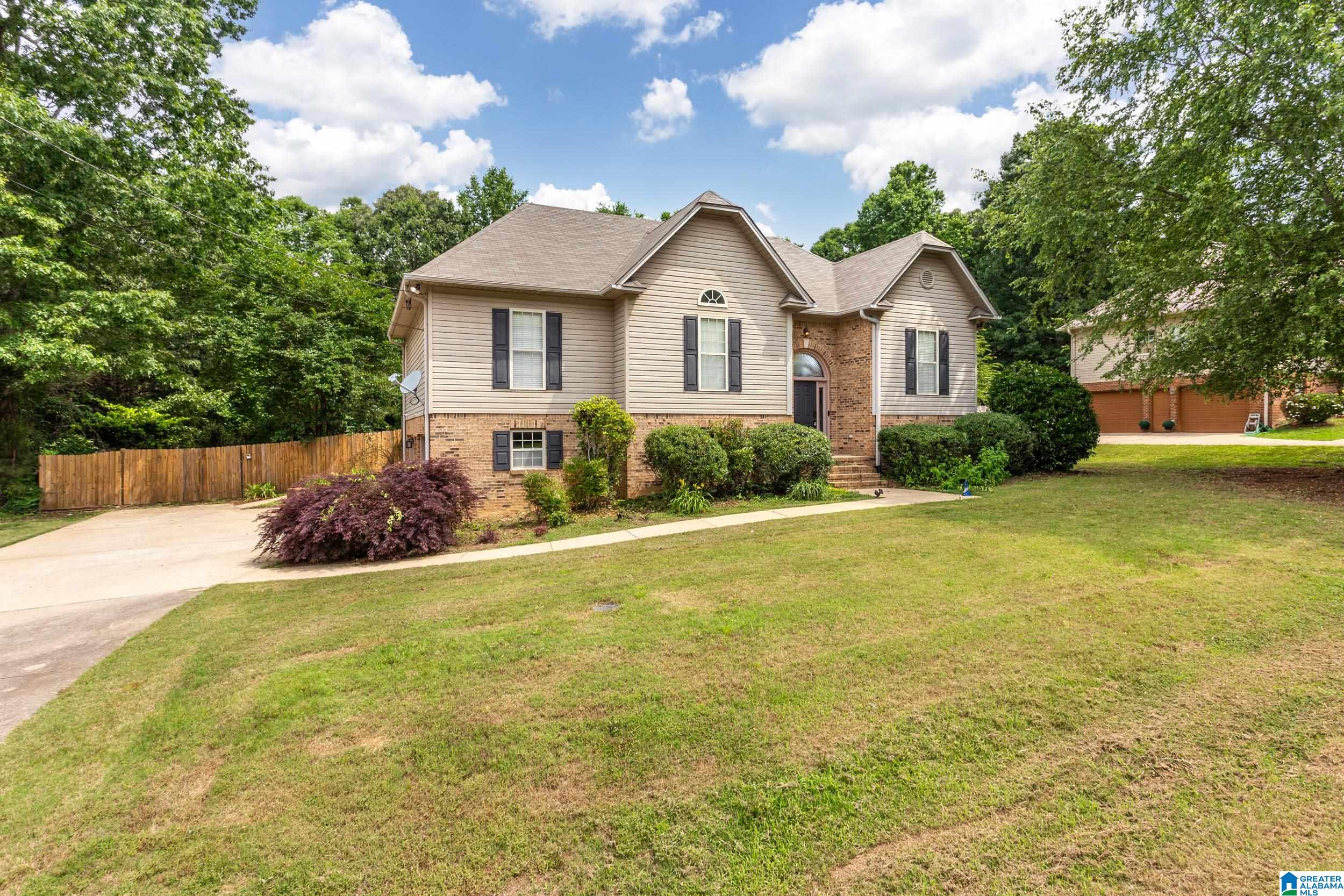 165 Turkey Trail Road Odenville, AL 35120 - Photo 4 of 37