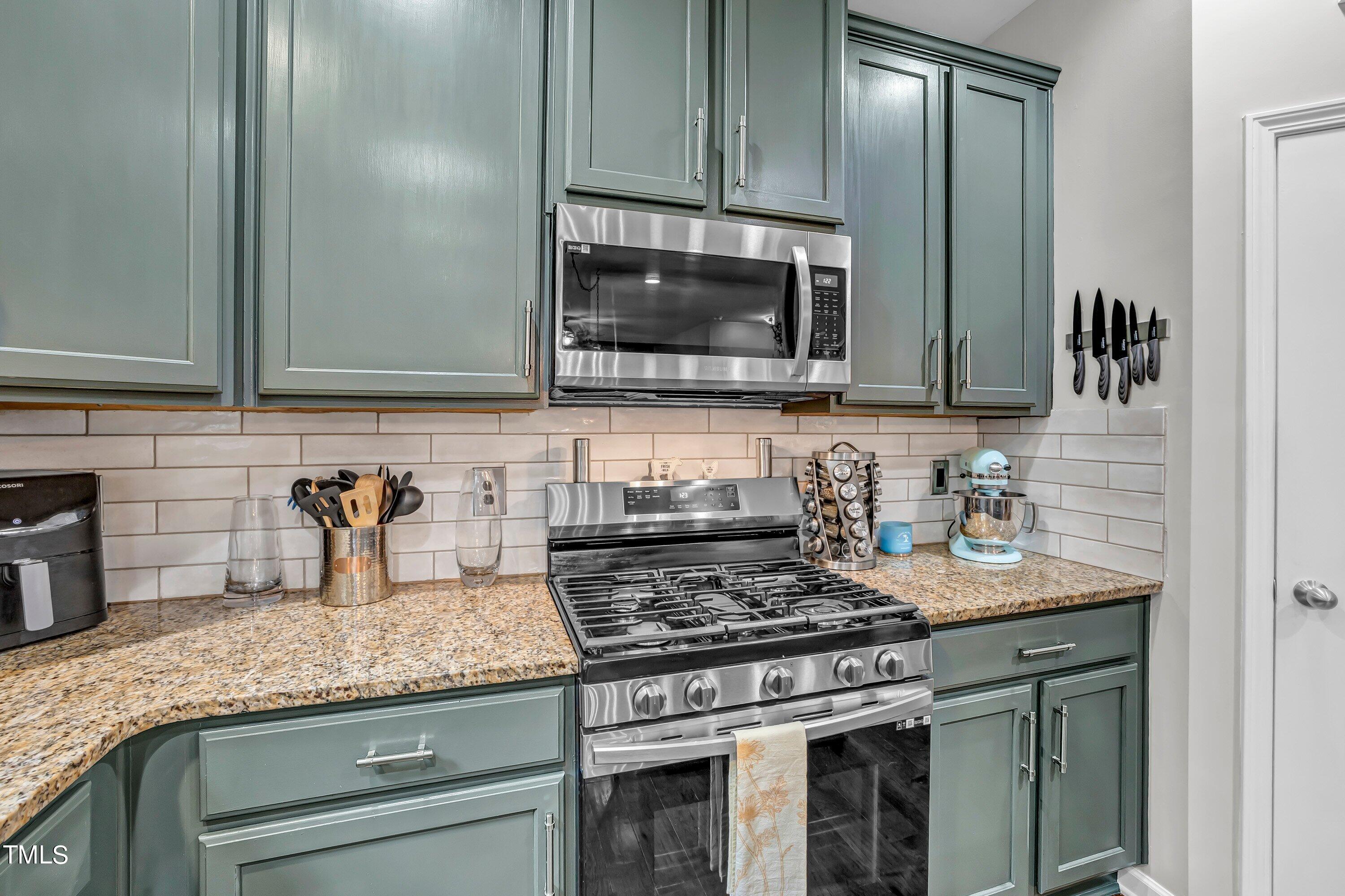 2432 Everstone Road Wake Forest, NC 27587 - Photo 13 of 43 1000009773