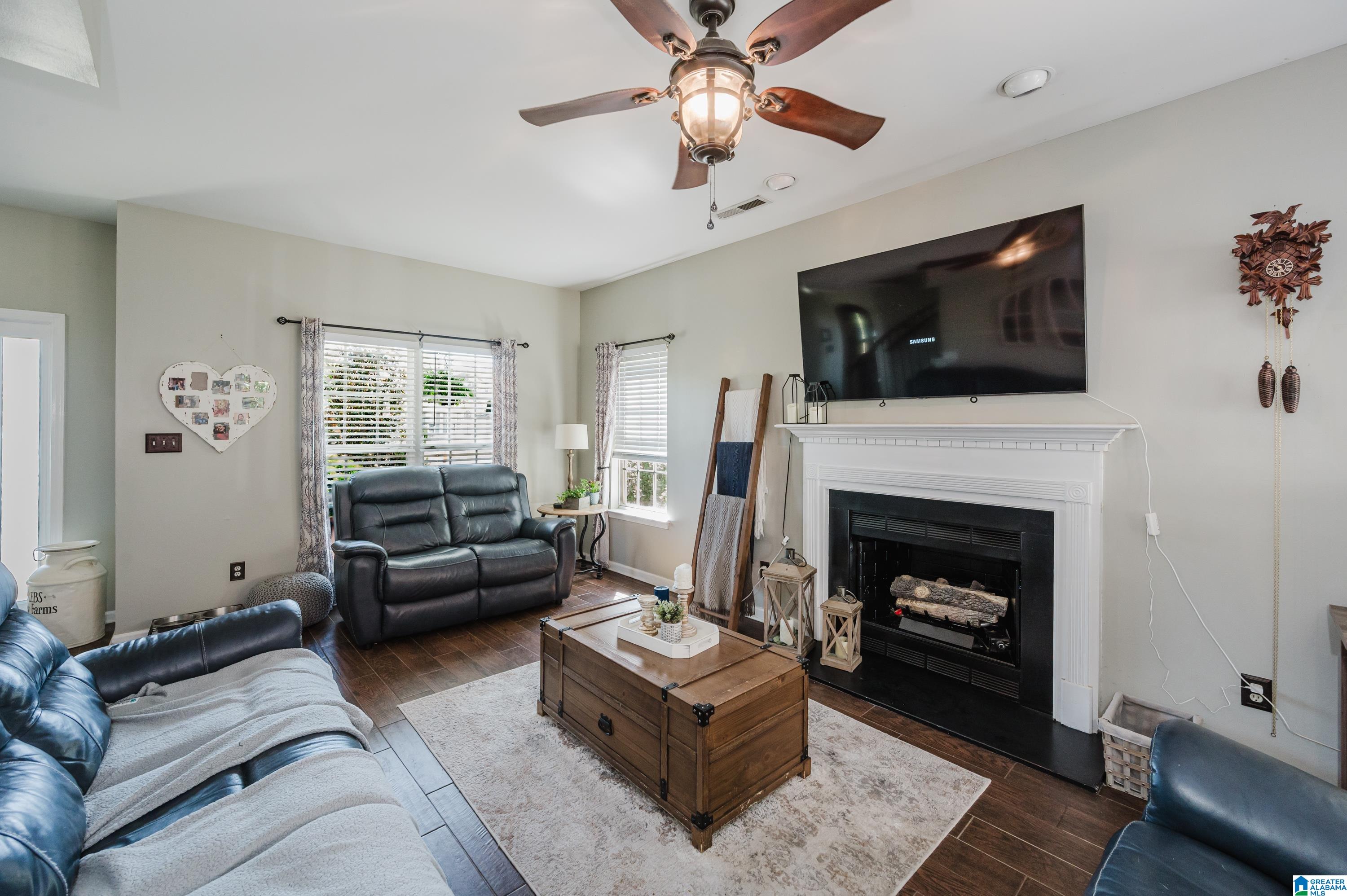 108 Victoria Station Alabaster, AL 35114 - Photo 8 of 58
