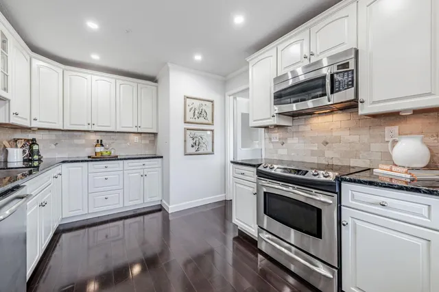 $1,698,000 | 366 Treasure Island Drive, Belmont, CA 94002