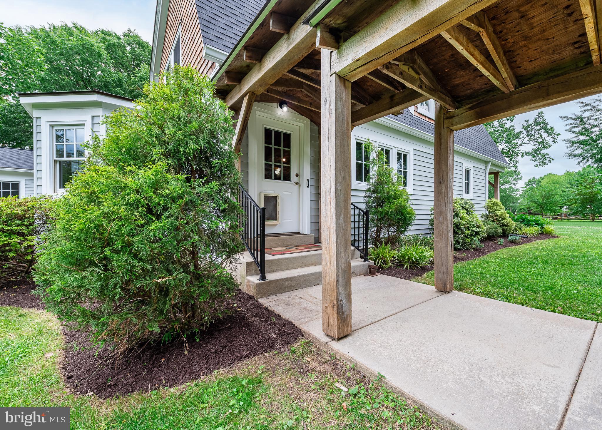 1300 Parrs Ridge Drive Spencerville, MD 20868 - Photo 37 of 73 Timber-framed breezeway connection home and garage