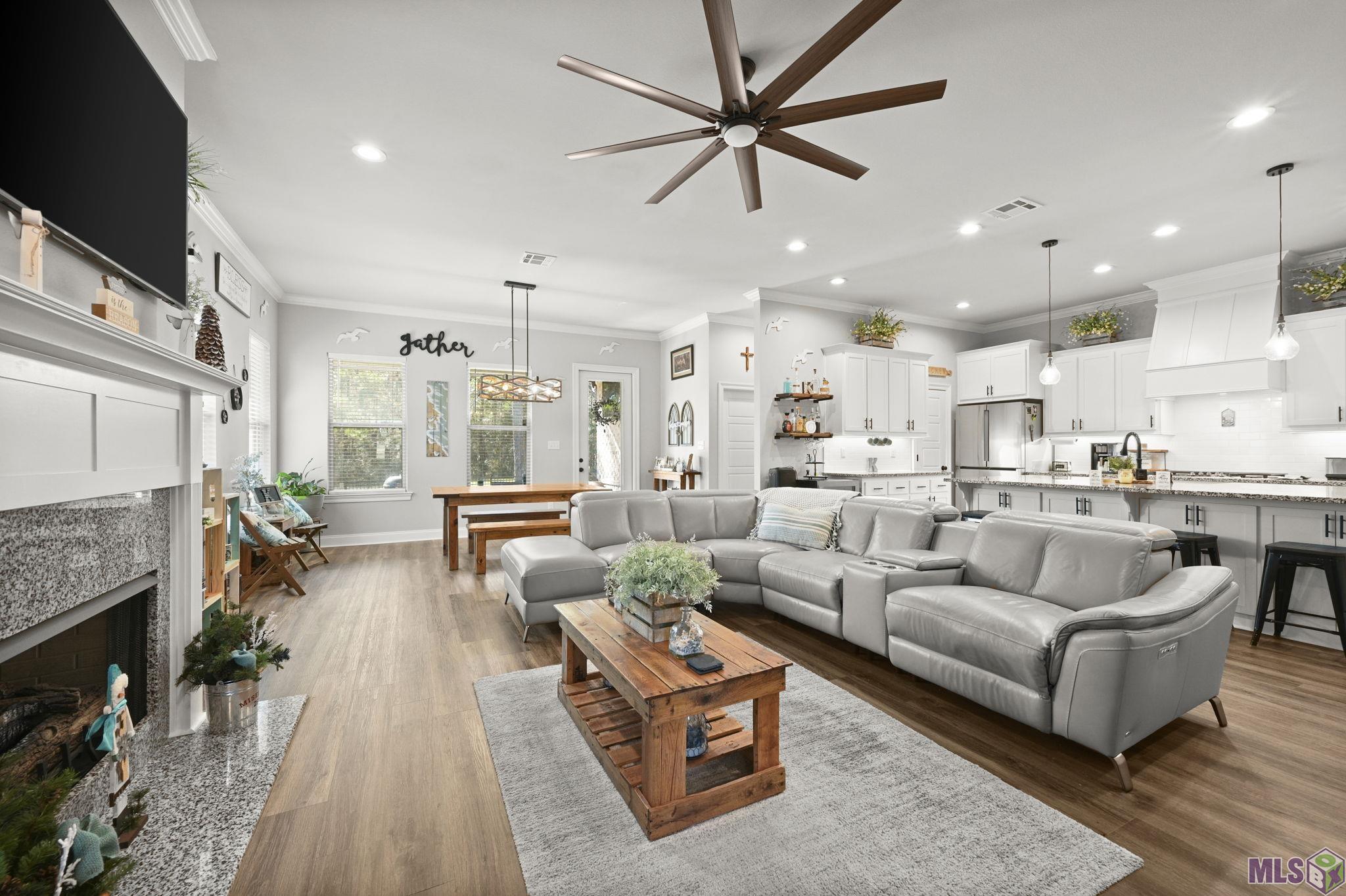 30620 Blue Wing Crescent Springfield, LA 70462 - Photo 4 of 39