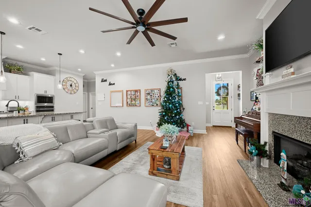 $419,995 | 30620 Blue Wing Crescent, Springfield, LA 70462