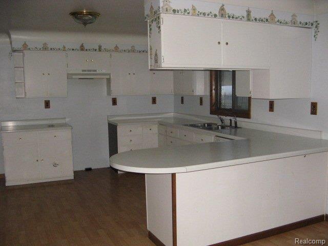 8888 Brewer Road Millington, MI 48746 - Photo 5 of 12 9 Kitchen