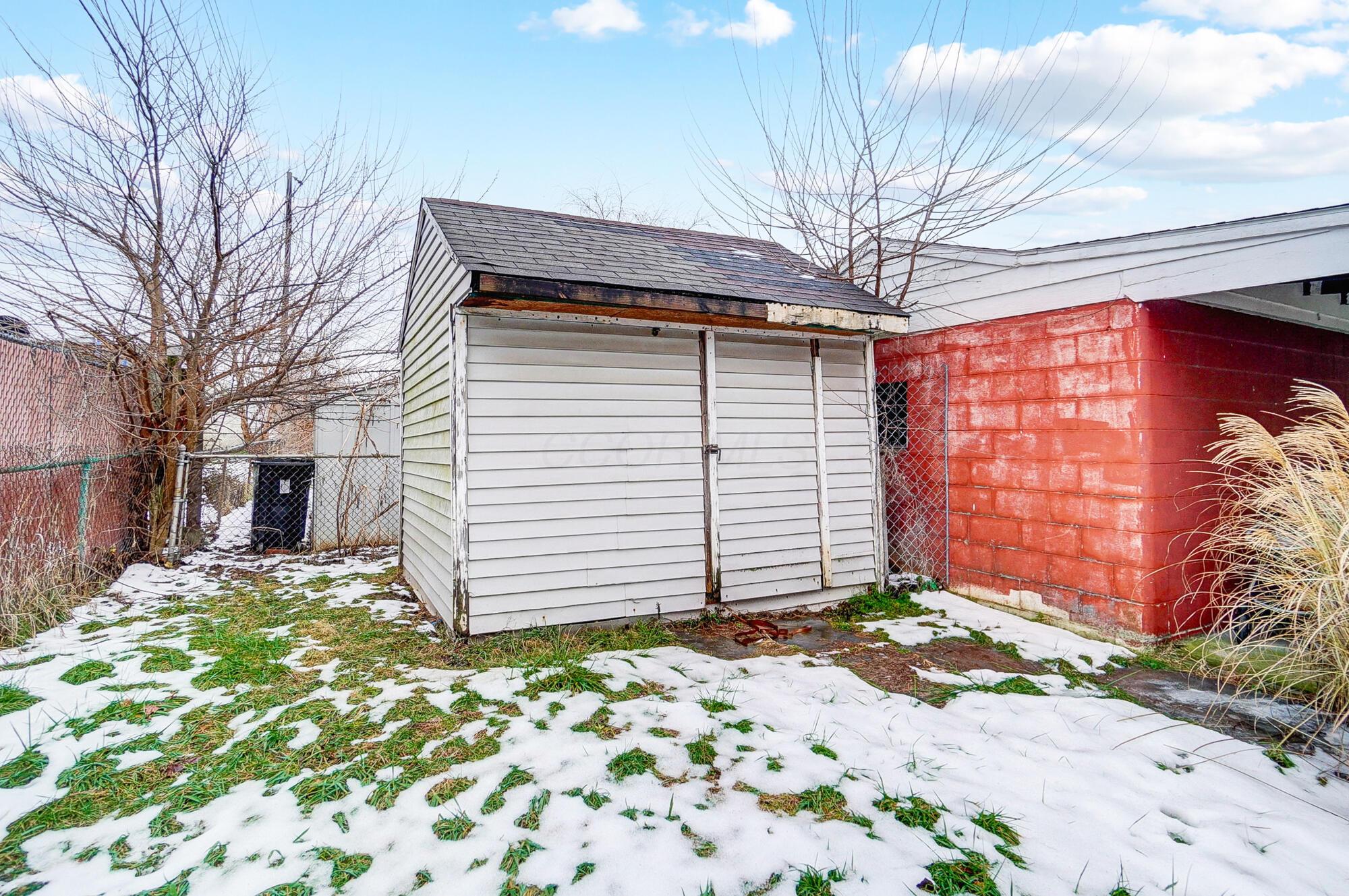 144 Calahan Road Columbus, OH 43207 - Photo 37 of 41 038