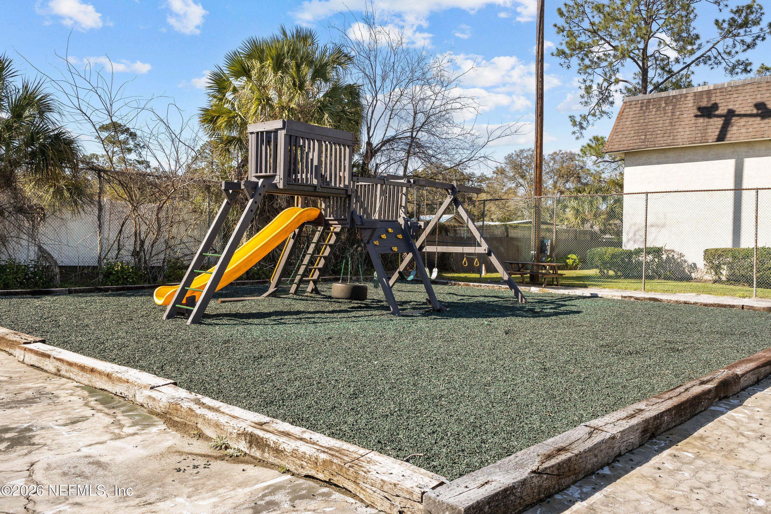 1714 El Prado Road, Unit 1 Jacksonville, FL 32216 - Photo 26 of 27 27-WeGoFar_1714ElPradoRd_027