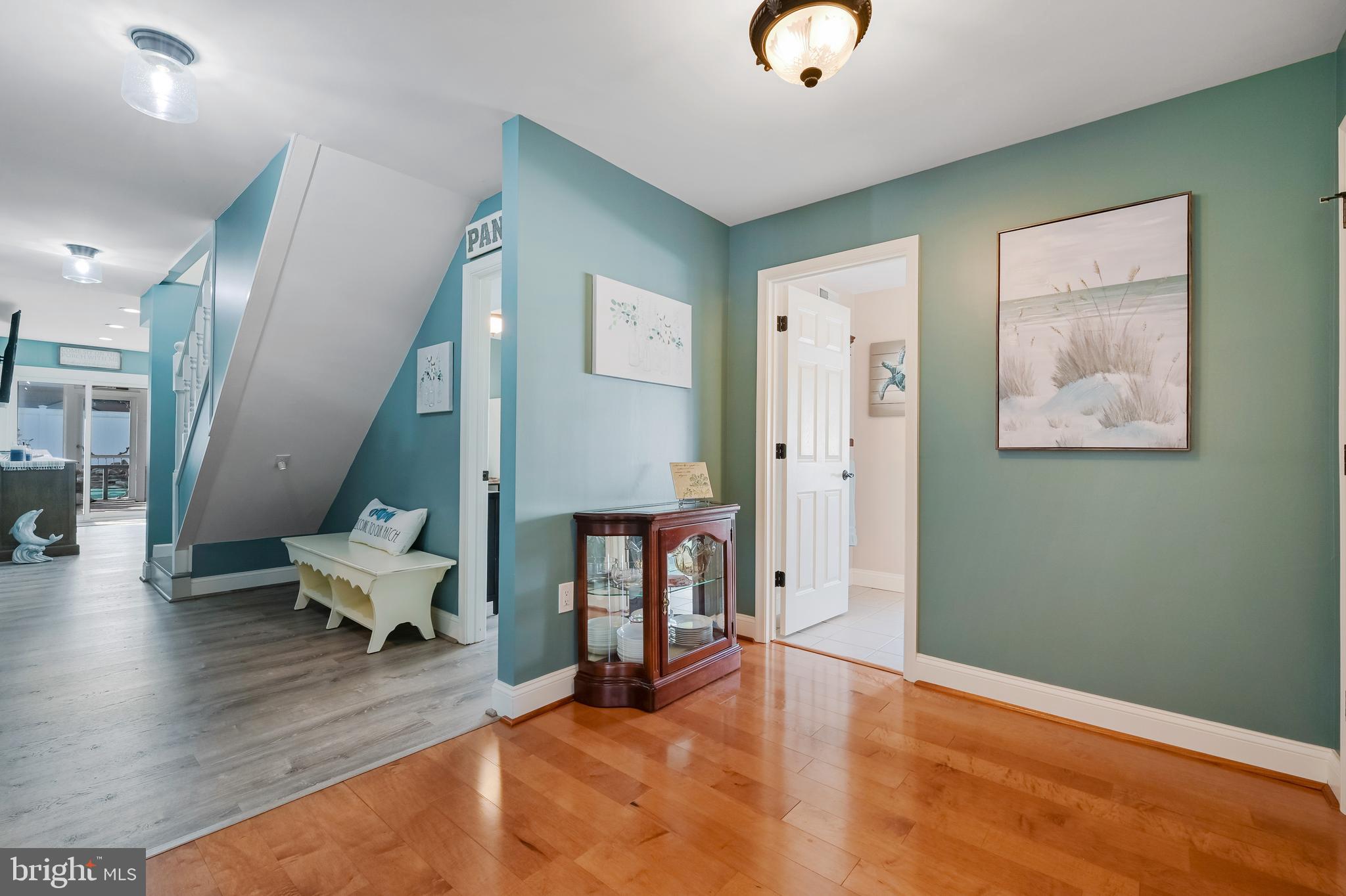 128 Washington Road Edgewater, MD 21037 - Photo 3 of 54