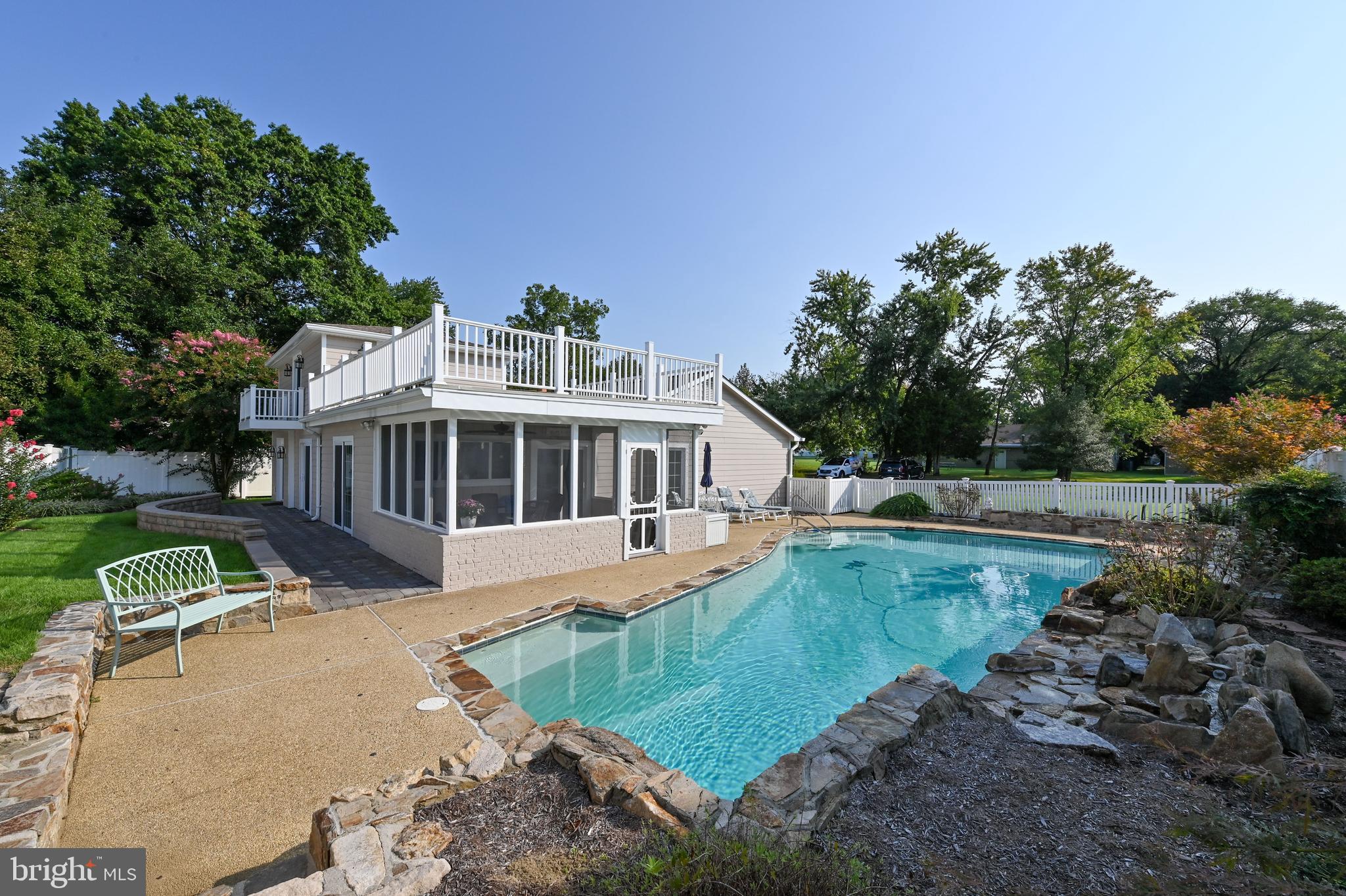 128 Washington Road Edgewater, MD 21037 - Photo 10 of 54 Exterior