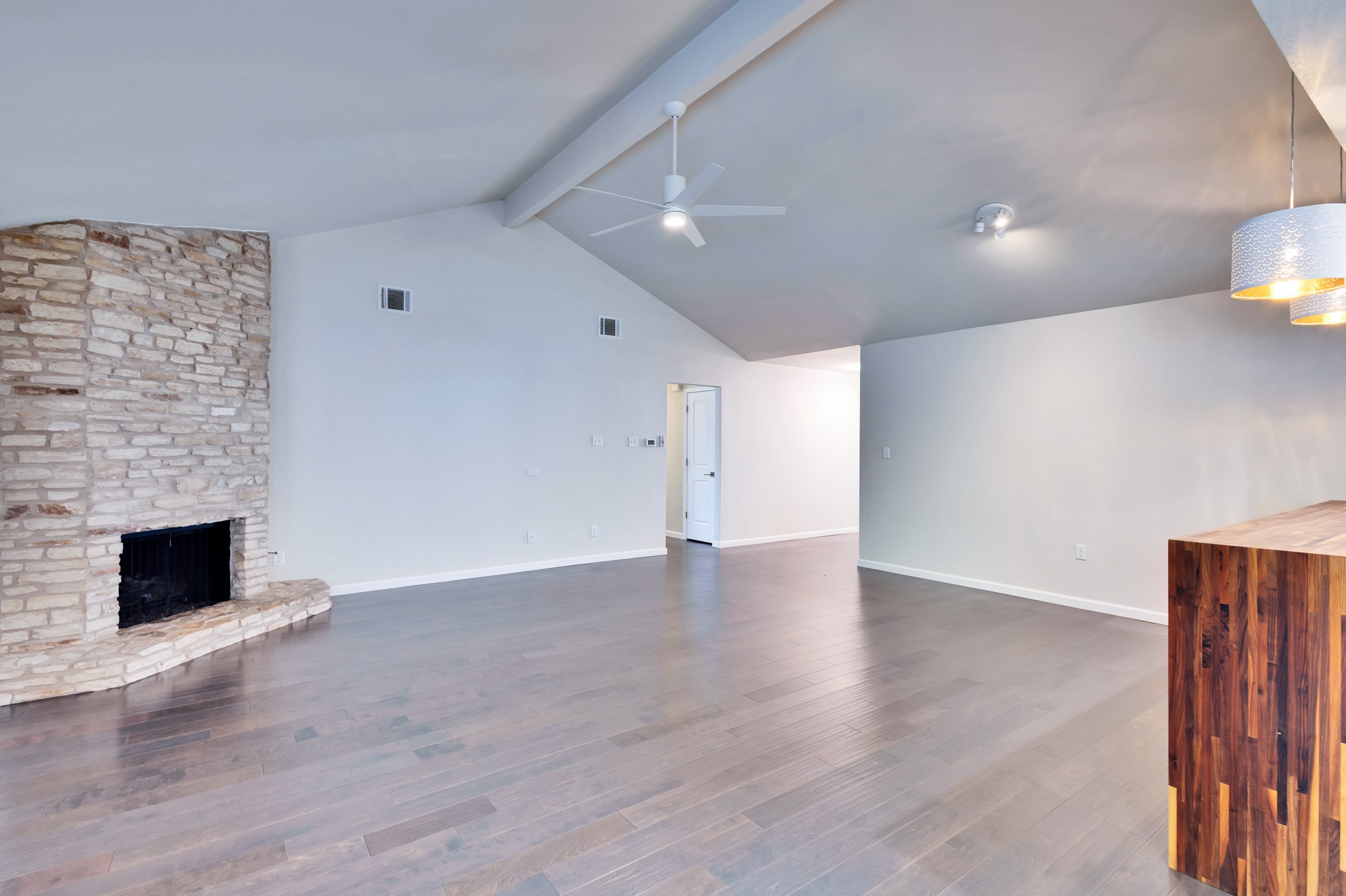 2815 Inridge Drive Austin, TX 78745 - Photo 11 of 36