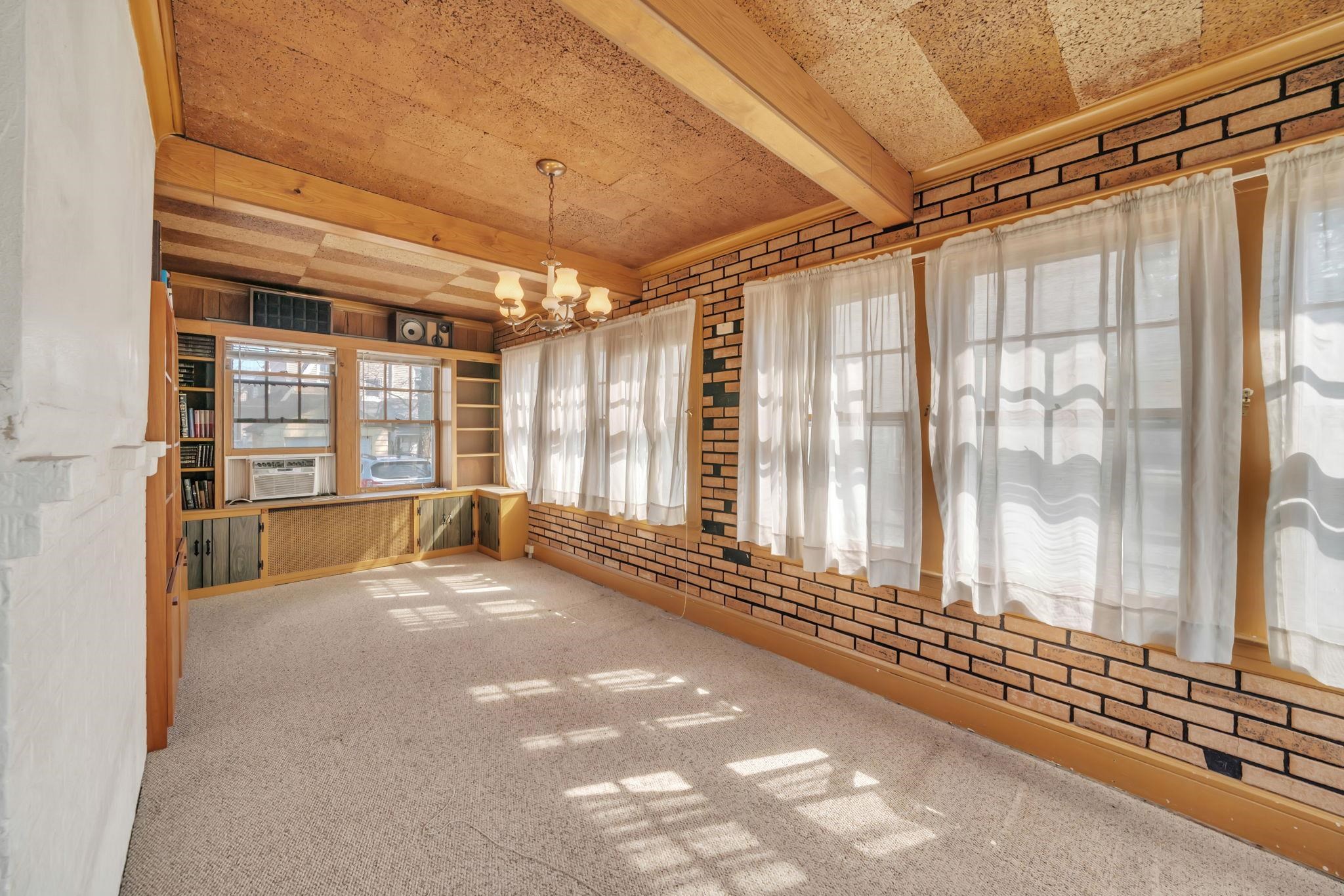 865 Livingston Road Elizabeth, NJ 07208 - Photo 11 of 39 a view of an empty room