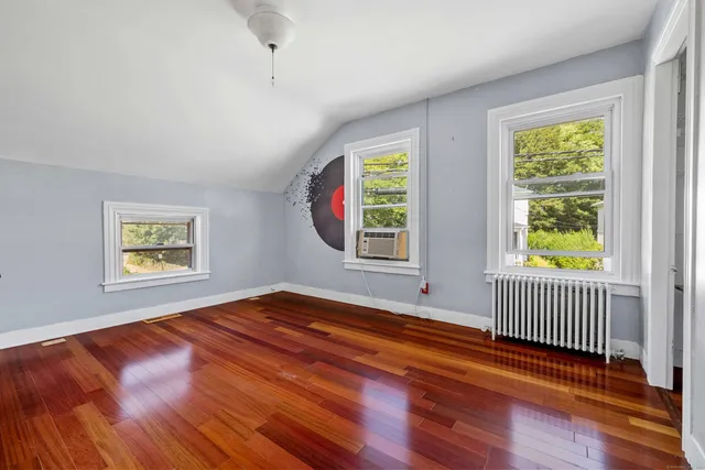 $2,000 | 7 Stillman Avenue, Stonington, CT 06379