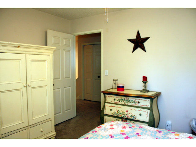 142 Nissen Road, Unit 3 Salinas, CA 93901 - Photo 11 of 20 Gallery Image 11