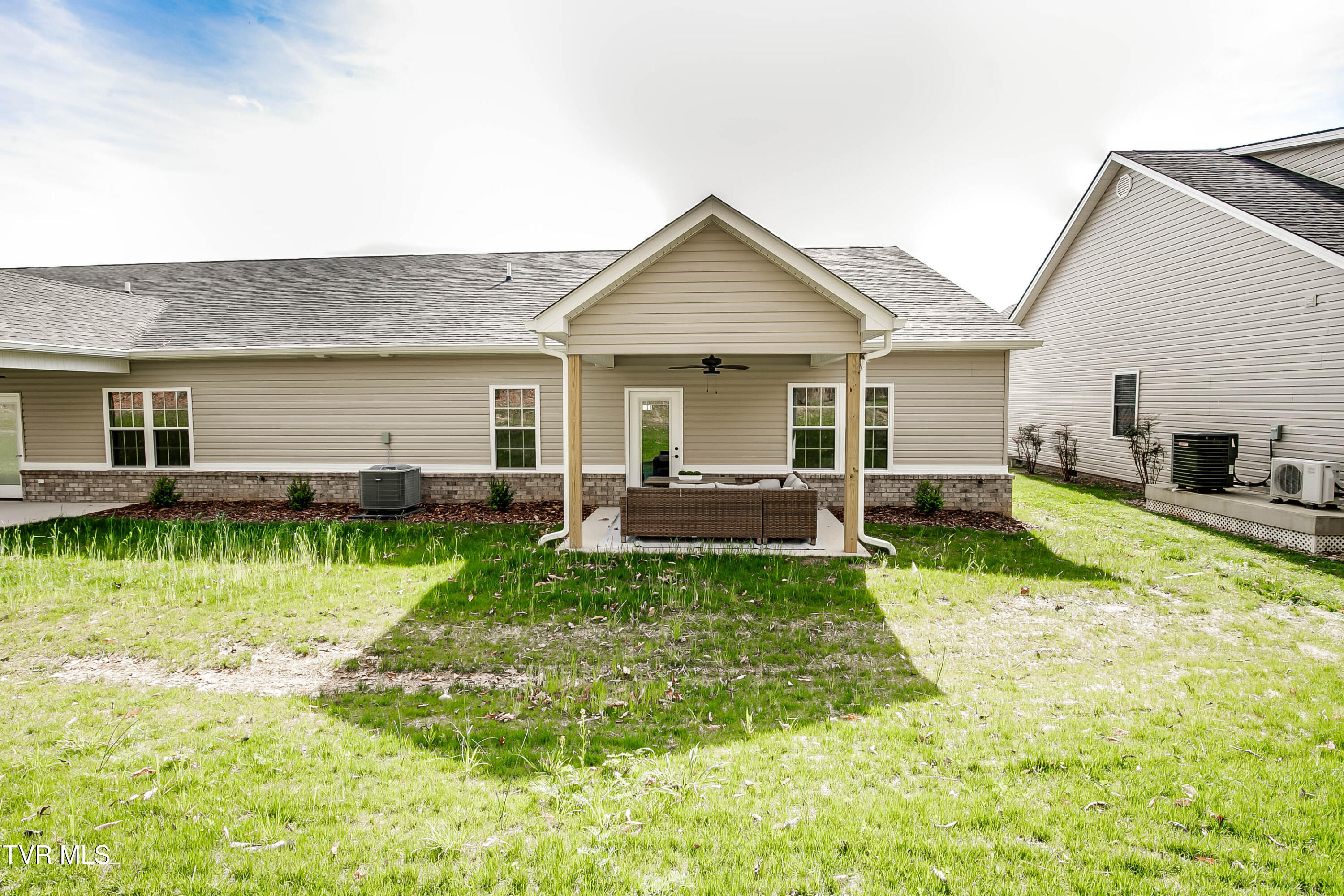 309 Piper Glen Gray, TN 37615 - Photo 34 of 53 IMG_4348