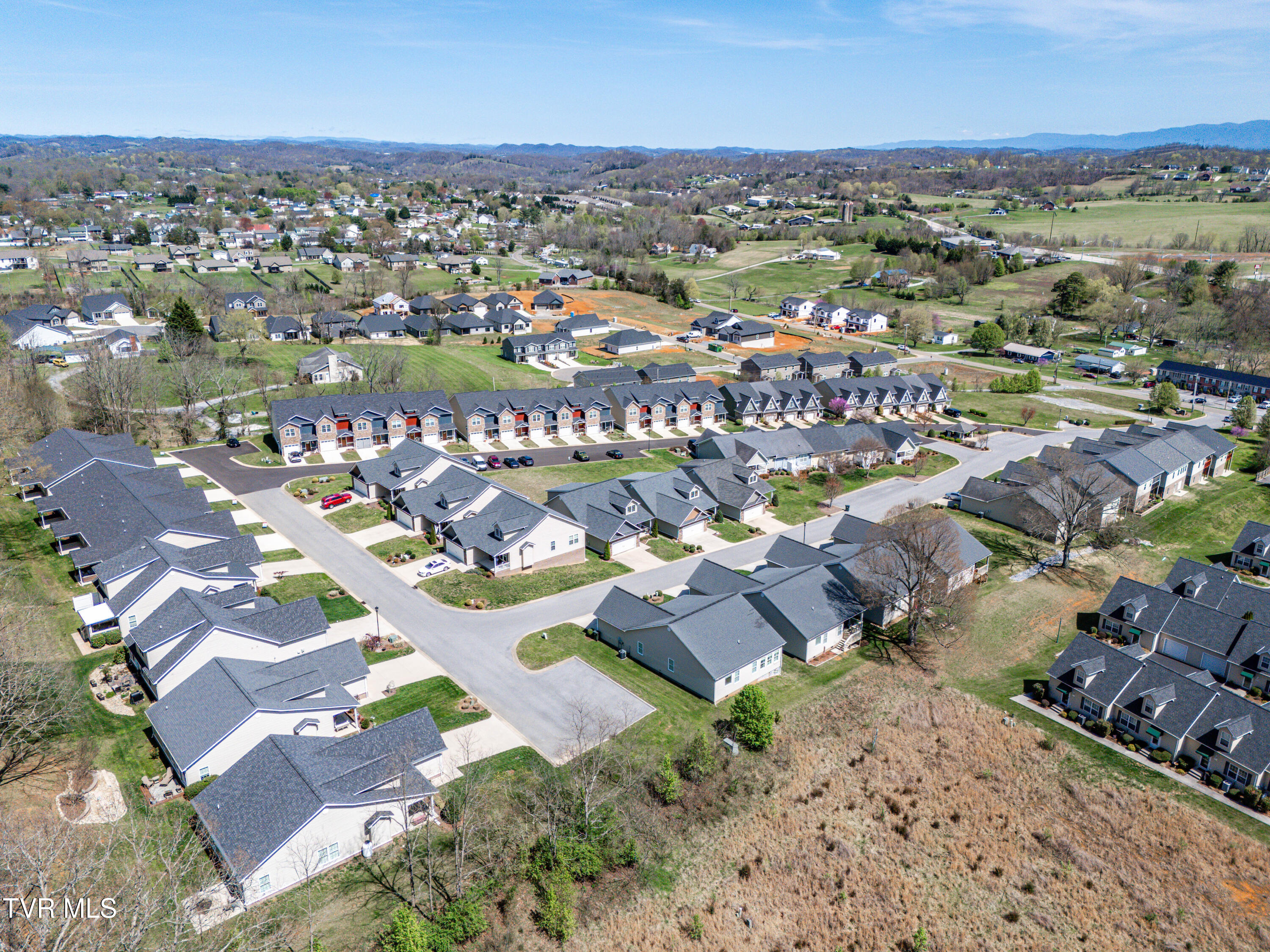 309 Piper Glen Gray, TN 37615 - Photo 38 of 53 dji_fly_20250401_135556_0322_17435307298