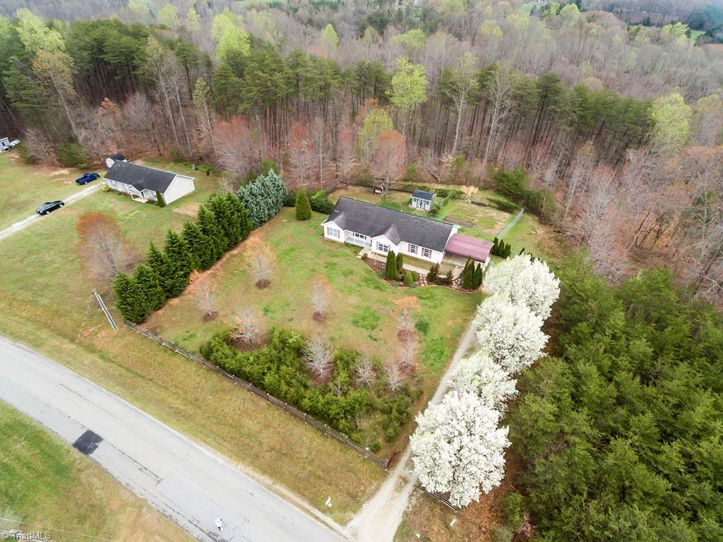8124 Shoeline Road Stokesdale, NC 27357 - Photo 27 of 29 Gallery Image 27