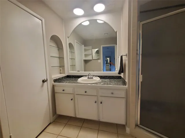 $1,950 | 3002 Frontier Drive, Sugar Land, TX 77479