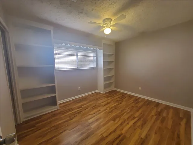 $1,950 | 3002 Frontier Drive, Sugar Land, TX 77479