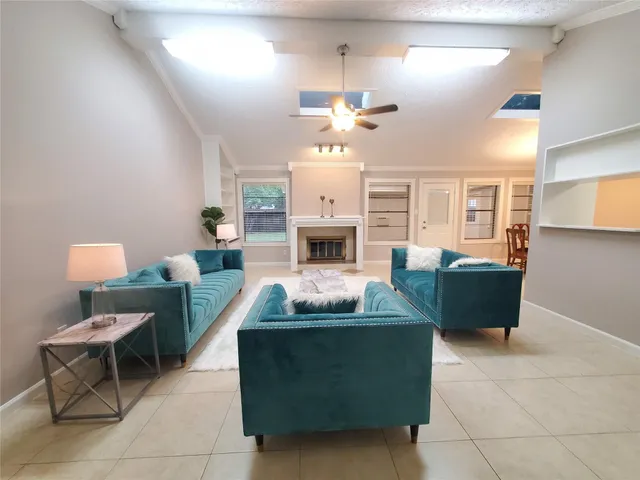 $2,100 | 3002 Frontier Drive, Sugar Land, TX 77479