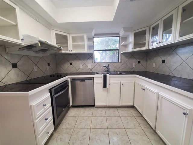 $1,950 | 3002 Frontier Drive, Sugar Land, TX 77479