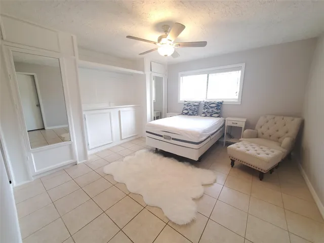 $1,950 | 3002 Frontier Drive, Sugar Land, TX 77479