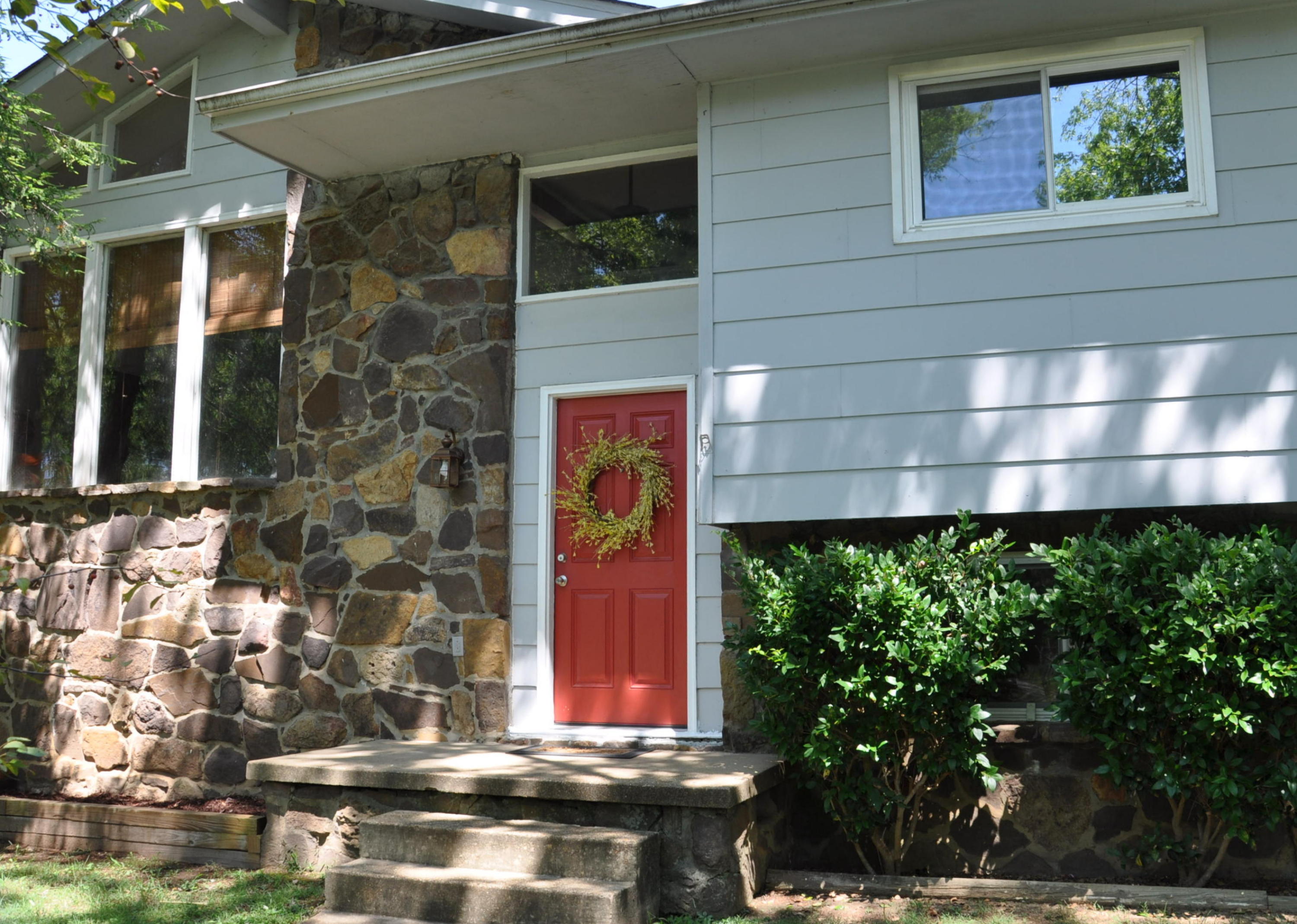 7301 Sterling Road Hixson, TN 37343 - Photo 4 of 43 Front View