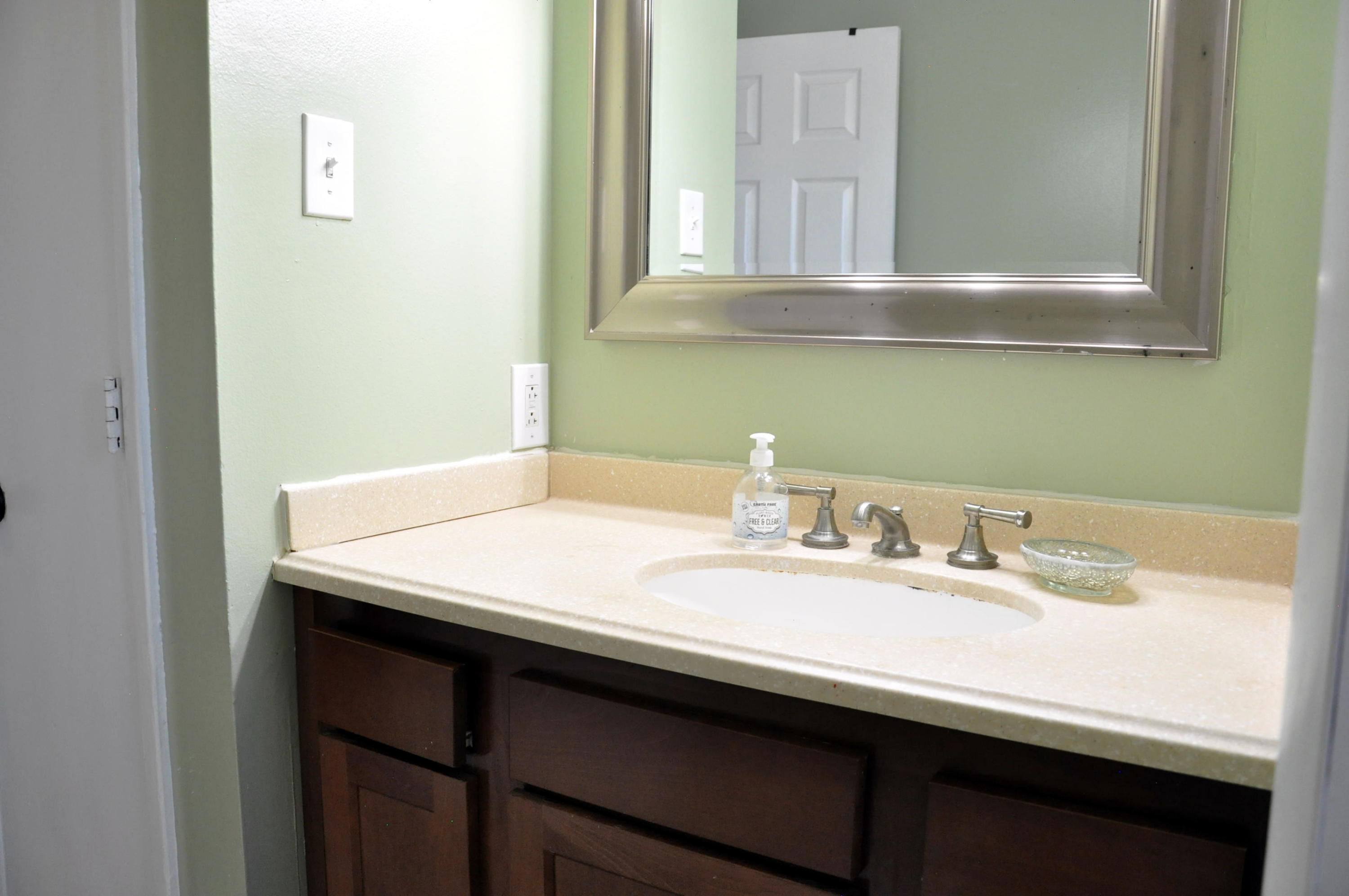 7301 Sterling Road Hixson, TN 37343 - Photo 31 of 43 Hall Bath