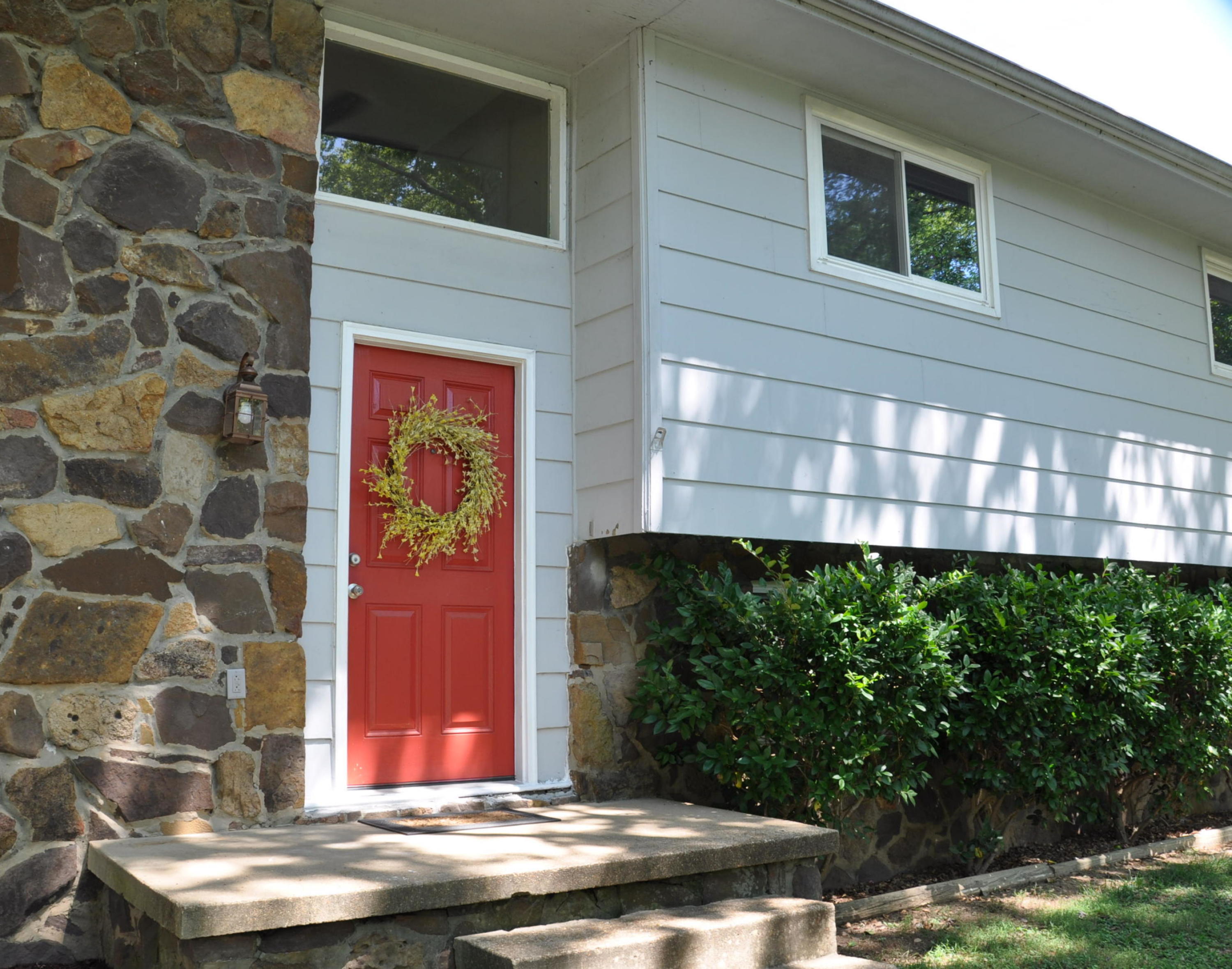 7301 Sterling Road Hixson, TN 37343 - Photo 5 of 43 Front View