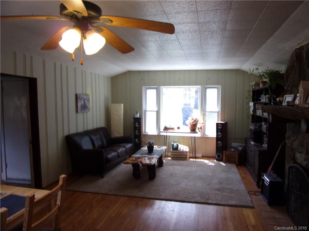 29 Gentry Branch Road Weaverville, NC 28787 - Photo 7 of 34 Gallery Image 7