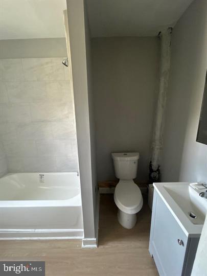 811 North Mount Street Baltimore, MD 21217 - Photo 12 of 17