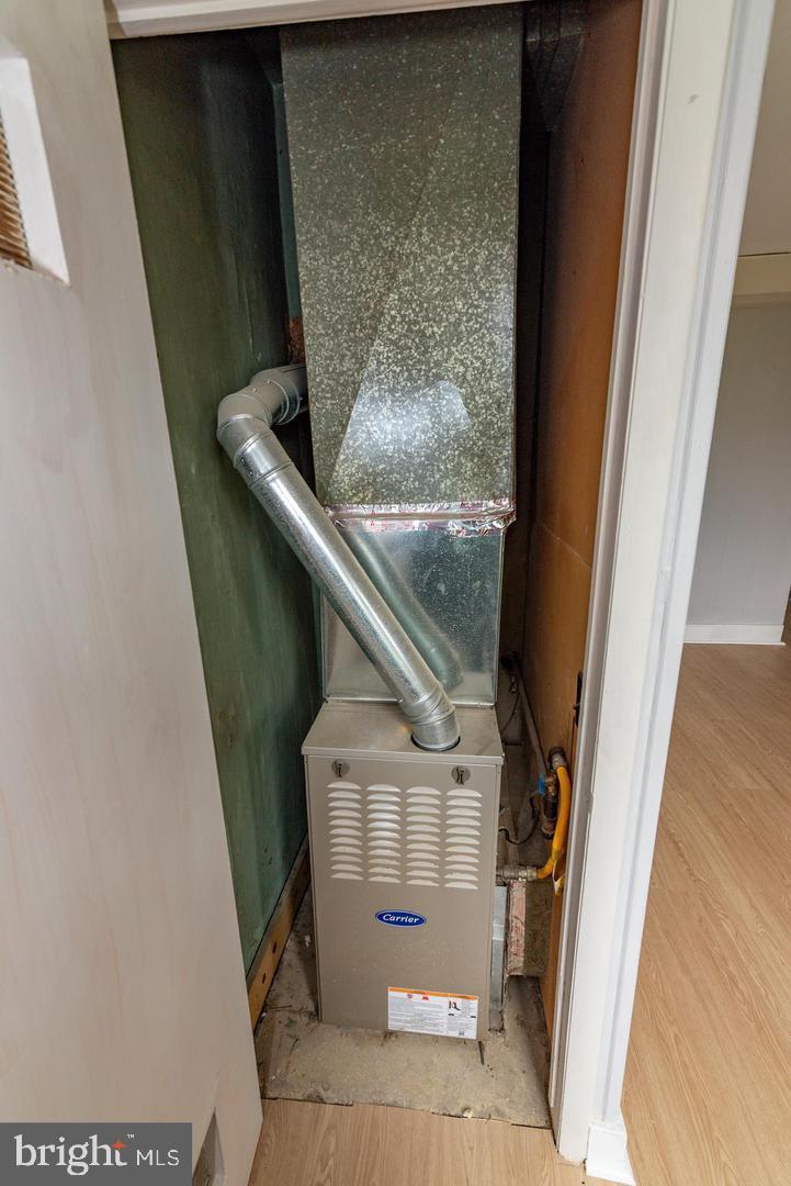 811 North Mount Street Baltimore, MD 21217 - Photo 14 of 17