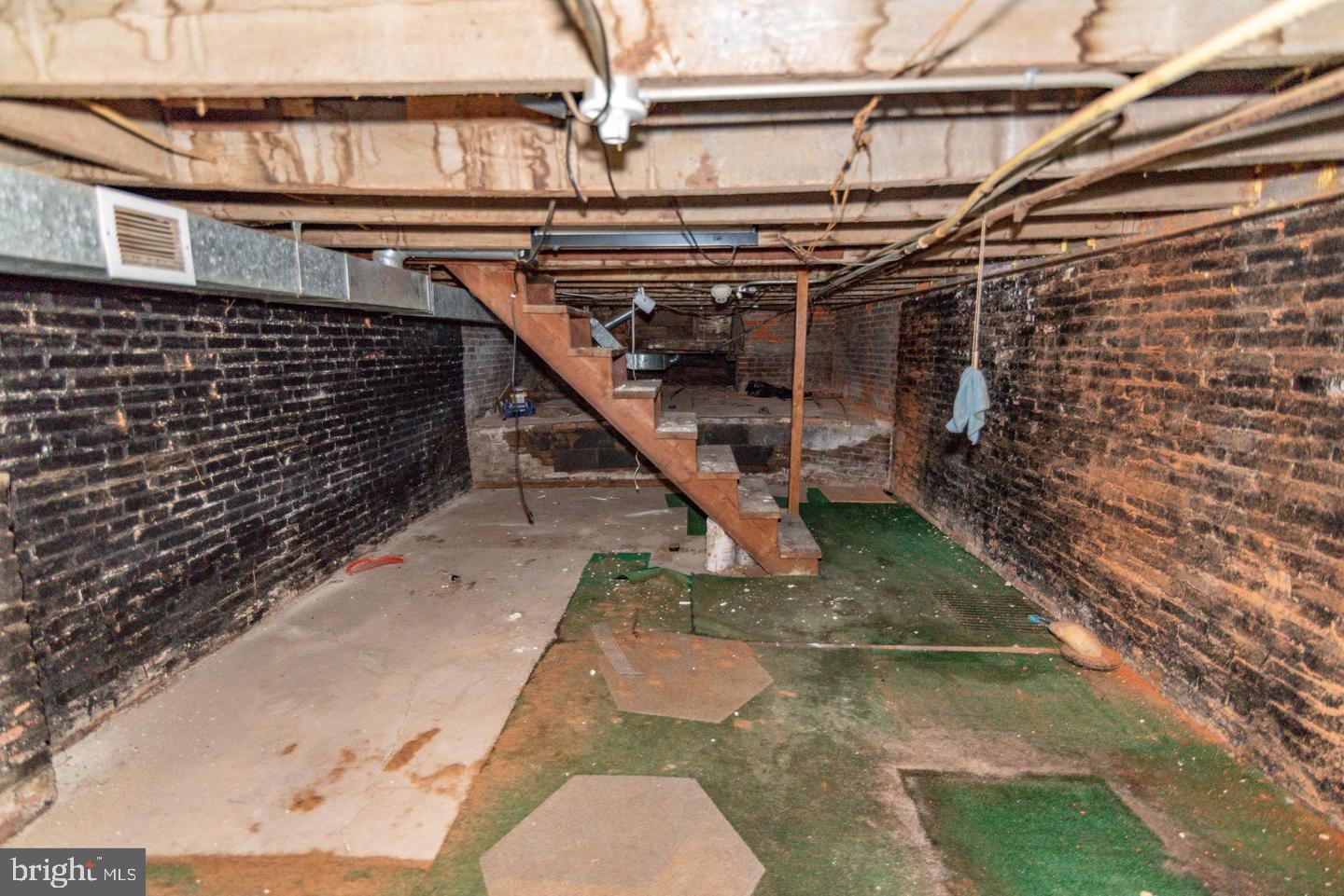 811 North Mount Street Baltimore, MD 21217 - Photo 17 of 17