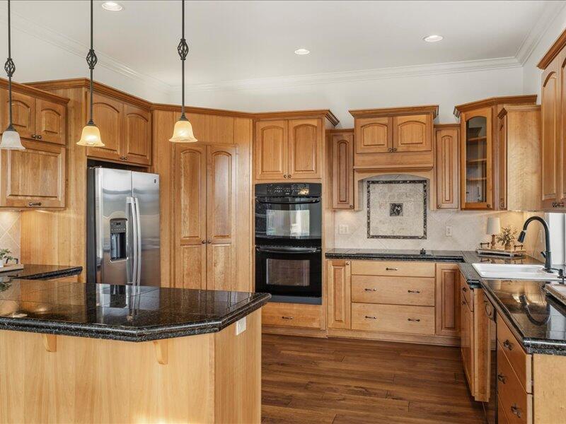 1747 Turnstone Road Redmond, OR 97756 - Photo 7 of 96