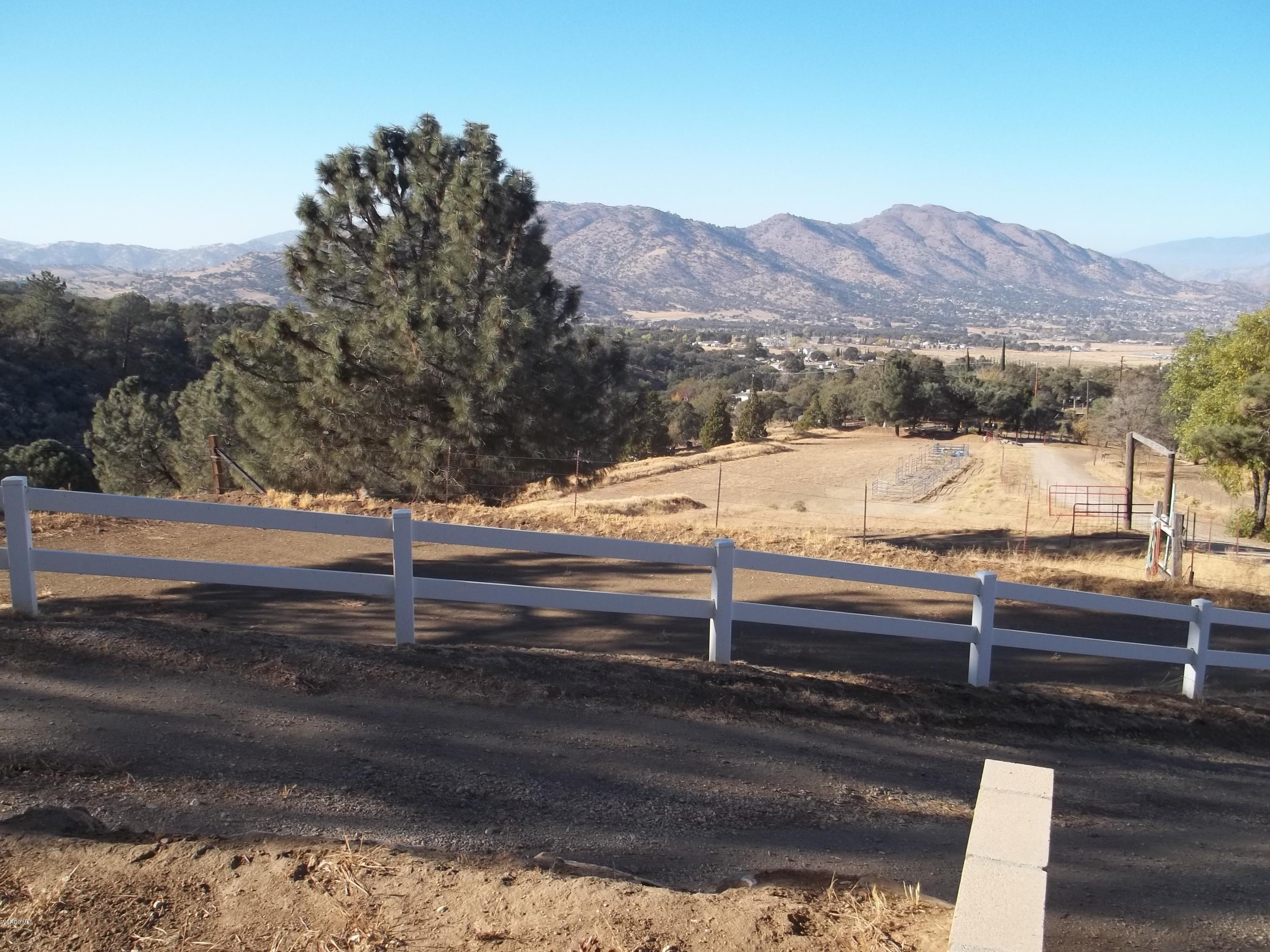 19370 Water Canyon Road Tehachapi, CA 93561 - Photo 9 of 38 a view of ocean view