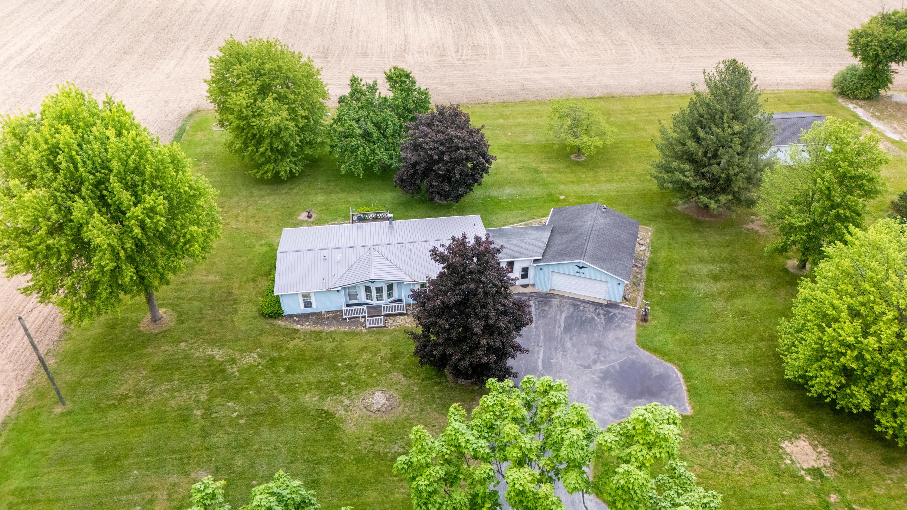 3661 Watson Road Sodus, MI 49126 - Photo 5 of 47 3661 Watson Rd Sodus MI 49126 MLS SkyVib