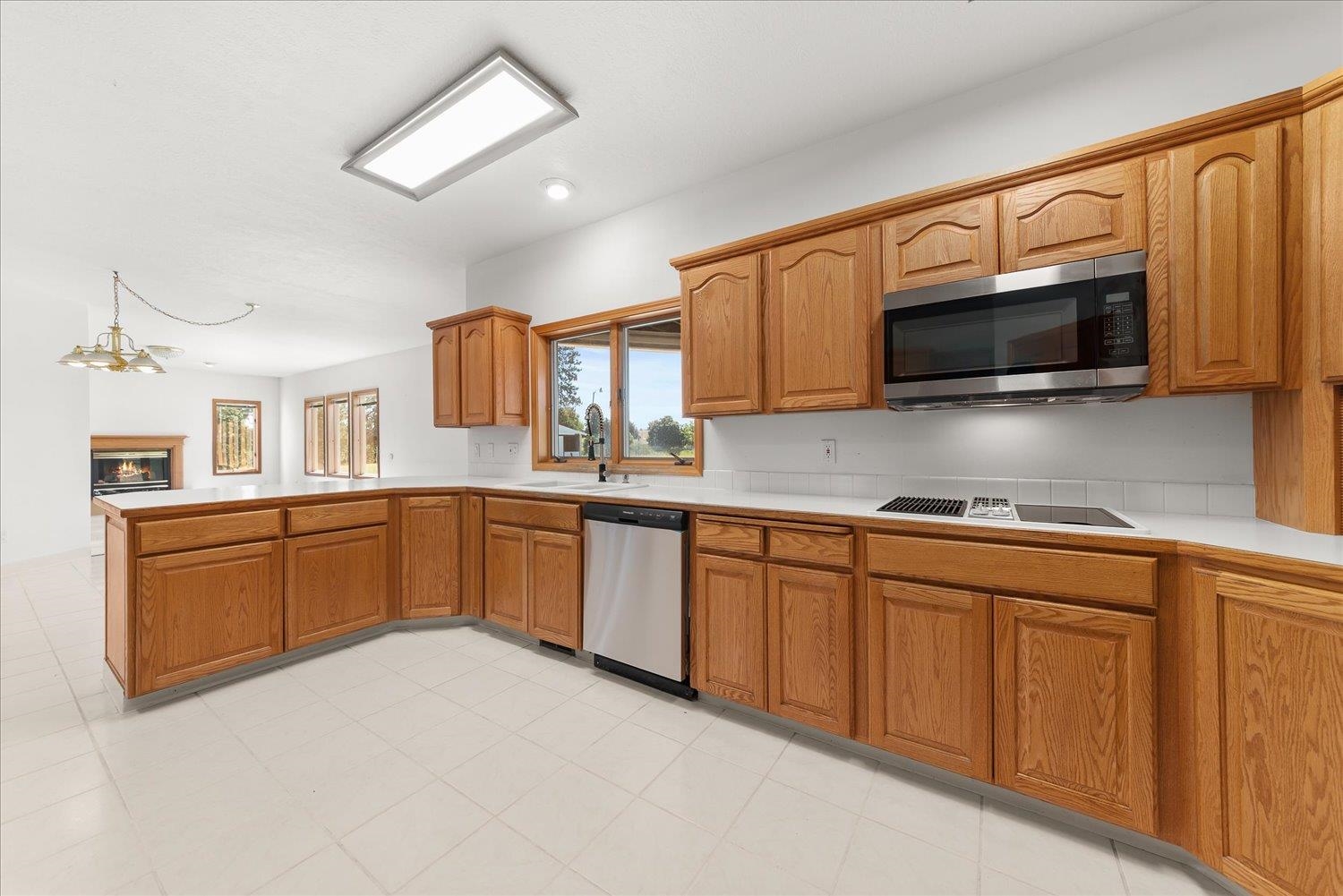 6821 East Bigelow Gulch Road Spokane, WA 99217 - Photo 9 of 50