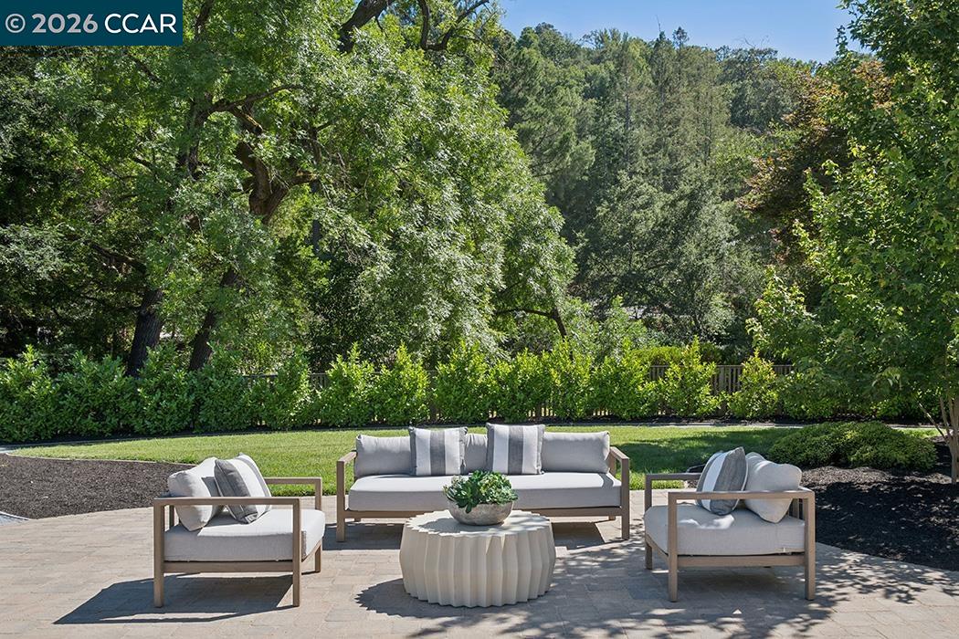 3435 Black Hawk Road Lafayette, CA 94549 - Photo 4 of 29