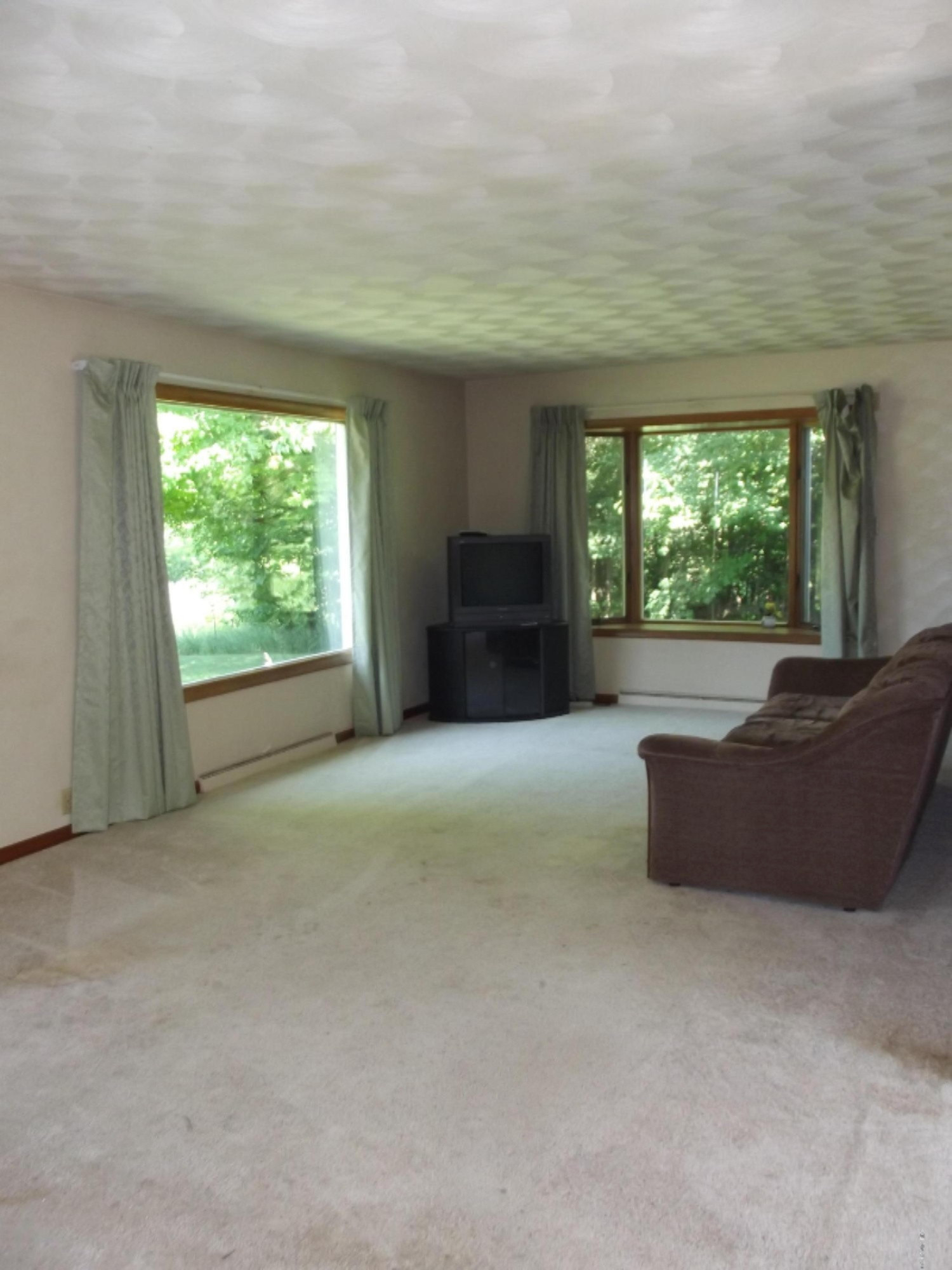 8511 Maple Grove Road Nashville, MI 49073 - Photo 3 of 35 DSCF1858