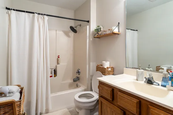 $155,000 | 6526 Timberleaf Court, Unit 4, Loves Park, IL 61111
