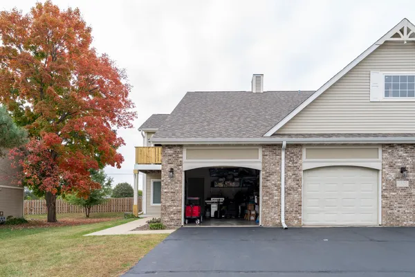 $155,000 | 6526 Timberleaf Court, Unit 4, Loves Park, IL 61111