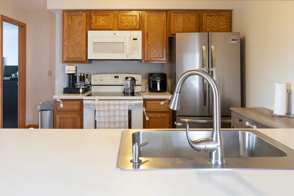 $155,000 | 6526 Timberleaf Court, Unit 4, Loves Park, IL 61111
