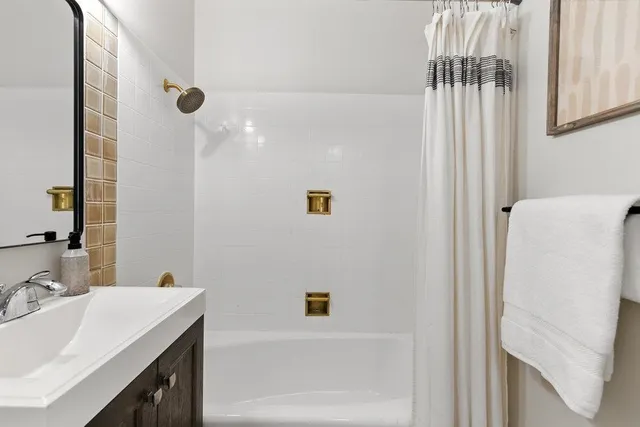 $678,000 | 2601 College Avenue, Unit 203, Berkeley, CA 94704