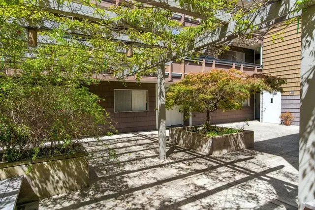 $678,000 | 2601 College Avenue, Unit 203, Berkeley, CA 94704