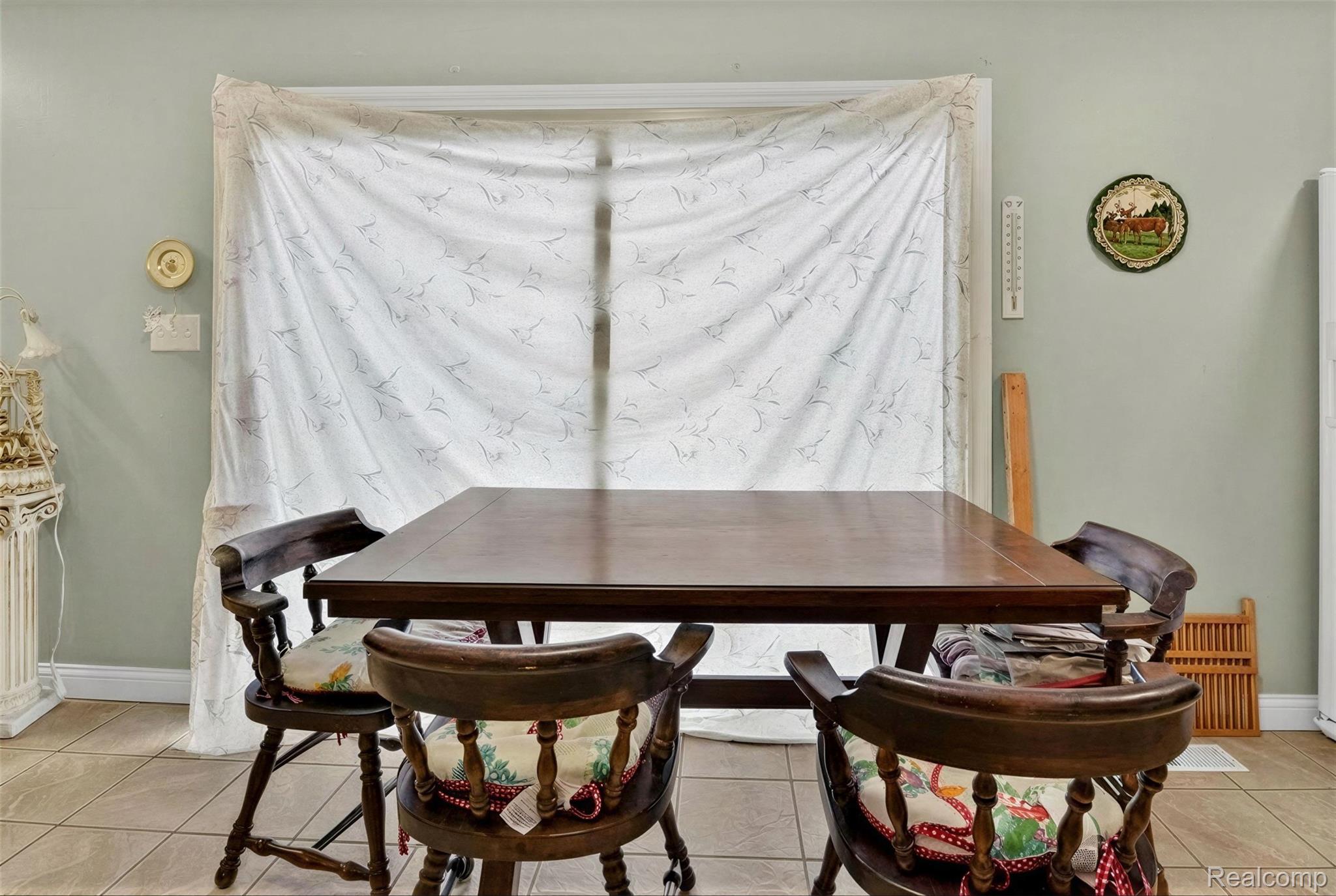 6198 Brancheau Road Newport, MI 48166 - Photo 19 of 47 19-6198-Brancheau-St-WindowStill-Photography.jpg