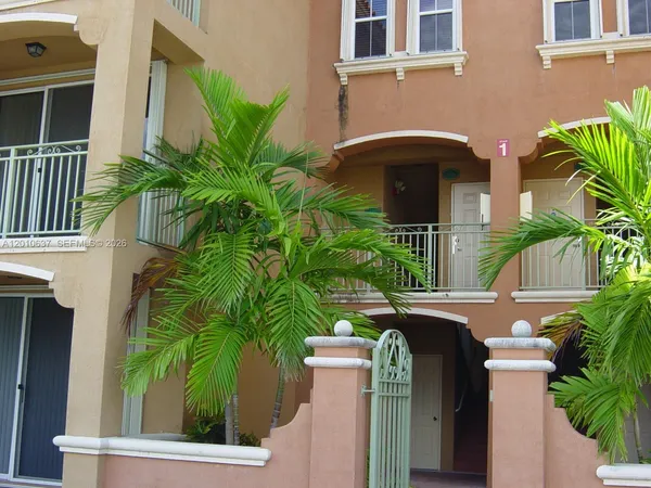 $2,400 | 6360 Northwest 114th Avenue, Unit 222, Doral, FL 33178