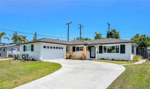 $1,350,000 | 3132 Samoa Place, Costa Mesa, CA 92626