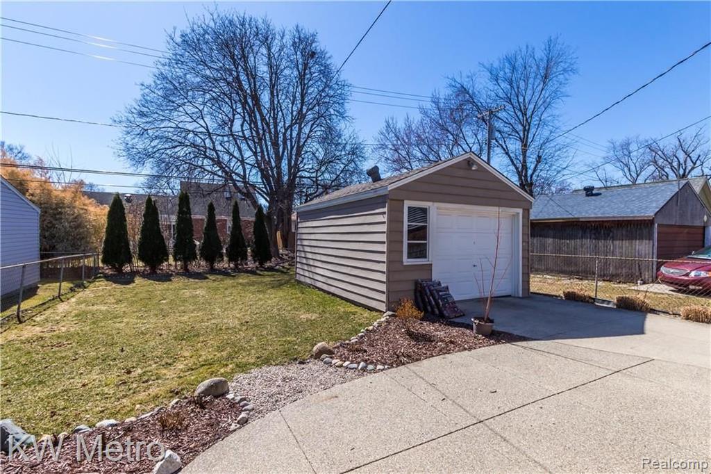 785 Princeton Road Berkley, MI 48072 - Photo 25 of 28