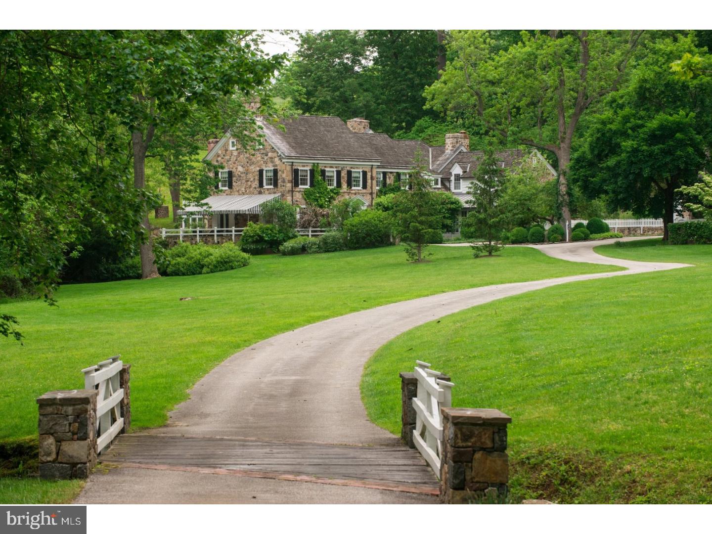 928 Garrett Mill Road Newtown Square, PA 19073 - Photo 1 of 24 Exterior Front