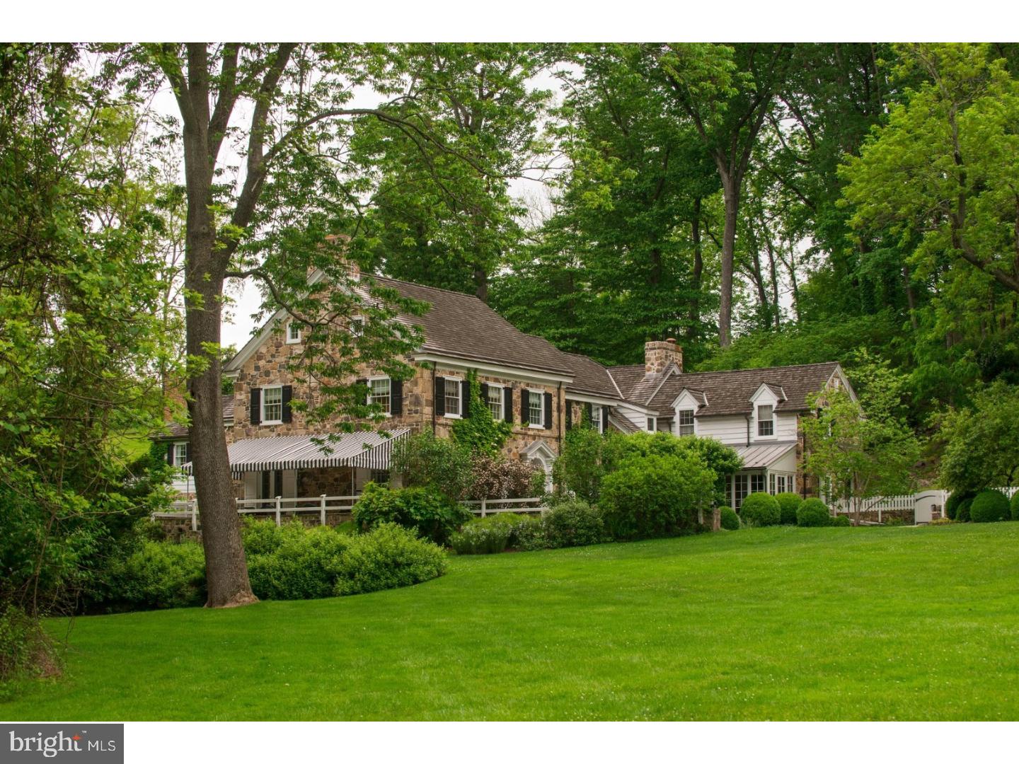 928 Garrett Mill Road Newtown Square, PA 19073 - Photo 24 of 24 Exterior Side