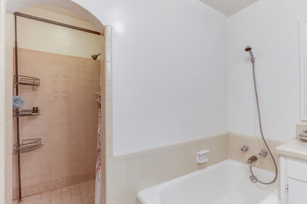 303 Manfre Road Watsonville, CA 95076 - Photo 17 of 30 Gallery Image 17