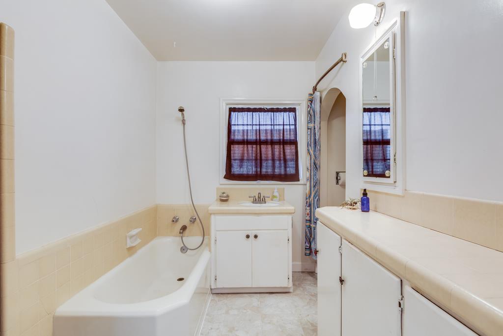 303 Manfre Road Watsonville, CA 95076 - Photo 18 of 30 Gallery Image 18